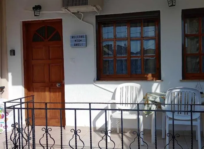 Апартаменты Ameli House *