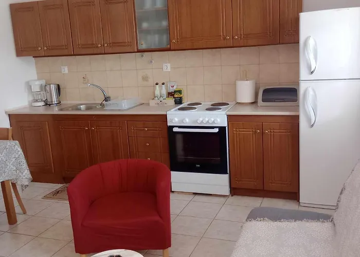 Ameli House * Неи-Эпиватай